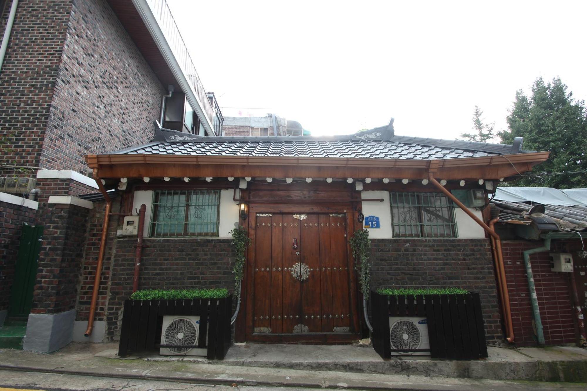 Icos Guesthouse 1 - Female Only Seoul Ngoại thất bức ảnh